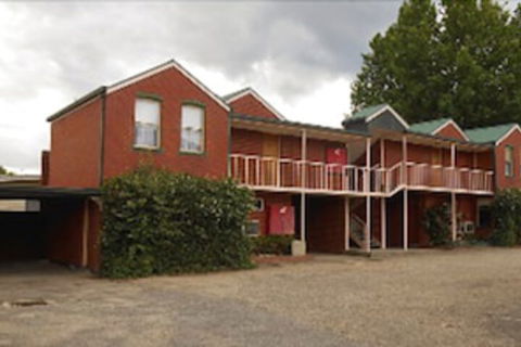 Railway Motel Myrtleford - Brisbane Tourism 0