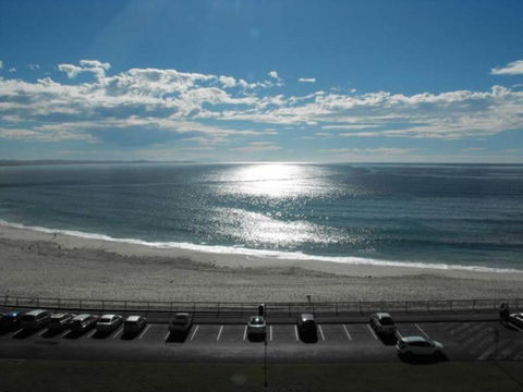 Ebbtide Unit 34 2 6 North Street - Tourism Brisbane 4