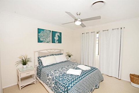 22 Sorrento Avenue Coolum Beach Linen Supplied PET FRIENDLY 500 BOND - Tourism Brisbane 3