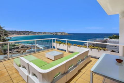 All The Views Bondi Beach - Tourism Brisbane 0