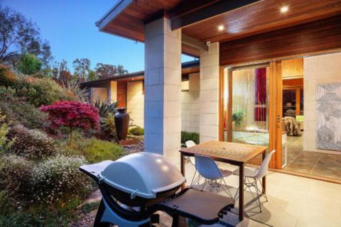 Stonehill Retreat In The Yarra Valley - Brisbane Tourism 6
