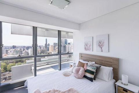Airhome Brisbane CBD Apartments - Tourism Brisbane 4