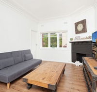 Newly Renovated Apt Close to CBD Unit 2 - Tourism Brisbane