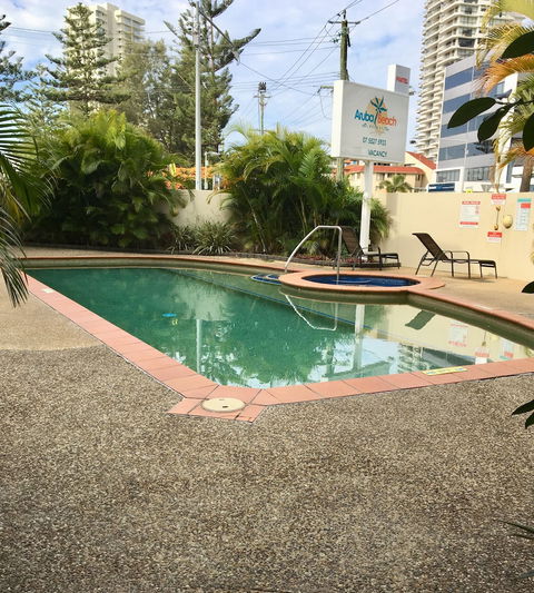 Broadbeach Private Apt With CHA - Tourism Brisbane 3