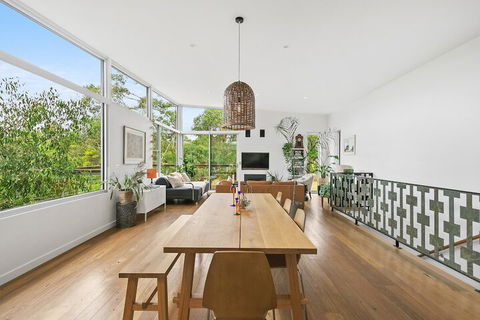 Bristlebird - Rejuvenate Stays - Tourism Brisbane 4