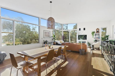 Bristlebird - Rejuvenate Stays - Tourism Brisbane 7