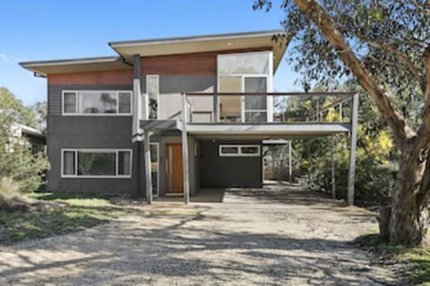 Bristlebird - Rejuvenate Stays - Tourism Brisbane 0