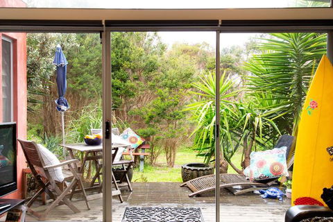 Smith Beach Getaways Beachwood Garden Studio - Tourism Brisbane 3