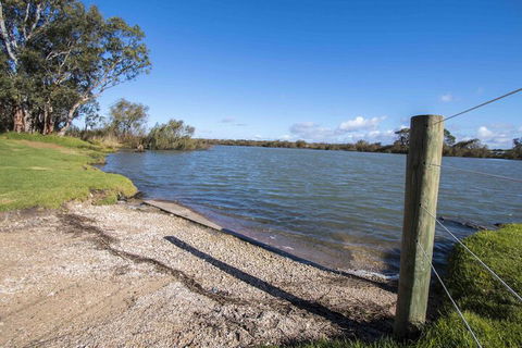 River Retreat At Monteith - Tourism Brisbane 6