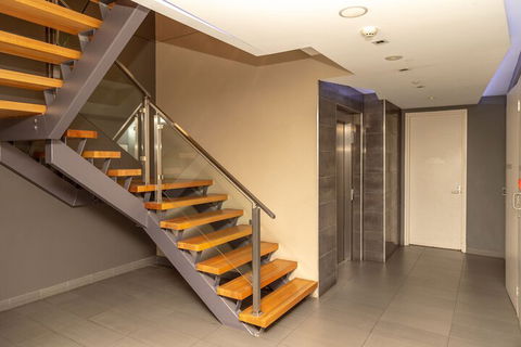 Exquisite 1 Bedroom In Stylish Malvern - Brisbane Tourism 4