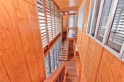 The Birdcage - Tourism Brisbane 3