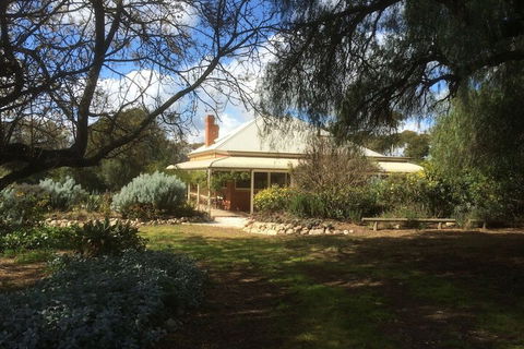Thalia Getaway Villa - Tourism Brisbane 0