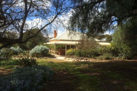 Thalia Getaway Villa - Tourism Brisbane 1