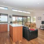 Karrak Reach Forest Retreat - Tourism Brisbane 0