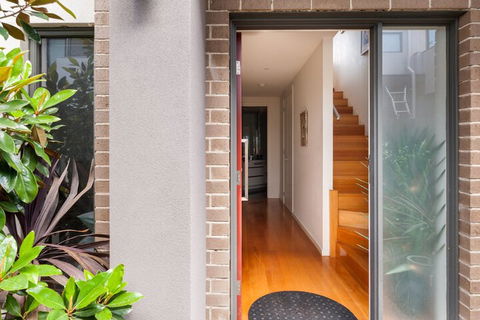 Centrepoint Units Ivanhoe - Brisbane Tourism 1