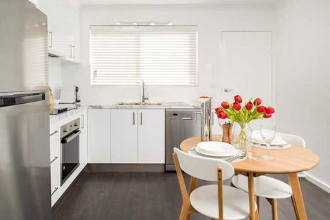 Understated Elegance Affordable Luxury - Brisbane Tourism 5