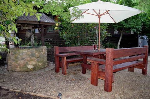 1 School Road Wandiligong - Tourism Brisbane 1
