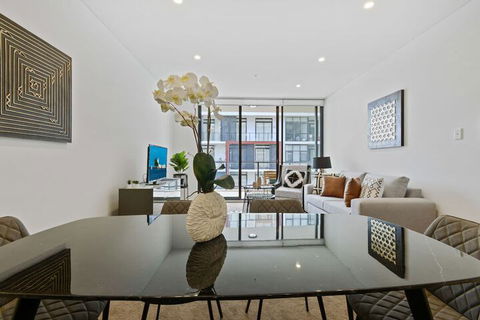 HomeHotel Waterside Luxury & New Residences - Tourism Brisbane 6