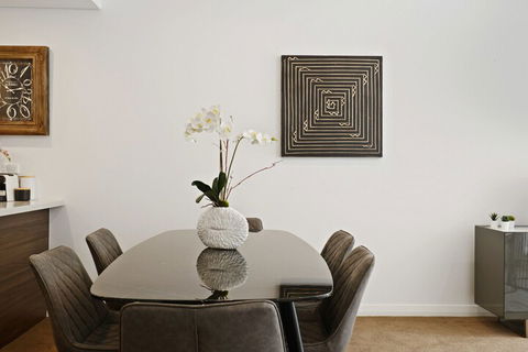 HomeHotel Waterside Luxury & New Residences - Tourism Brisbane 2