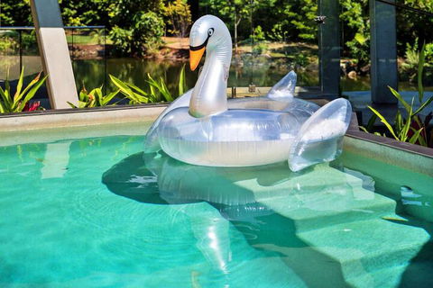 Alkira Award Winning Luxury Holiday Home - Tourism Brisbane 5