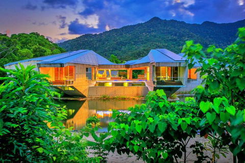 Alkira Award Winning Luxury Holiday Home - Tourism Brisbane 2