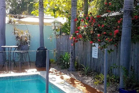 Beach Bliss Queen Bed BBQ Pool Netflix - Tourism Brisbane 3