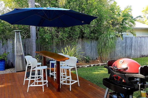 Beach Bliss Queen Bed BBQ Pool Netflix - Tourism Brisbane 4