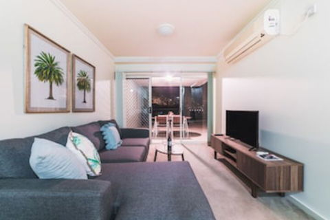 Absolute Riverfront One Bedroom Apartment - Tourism Brisbane 0