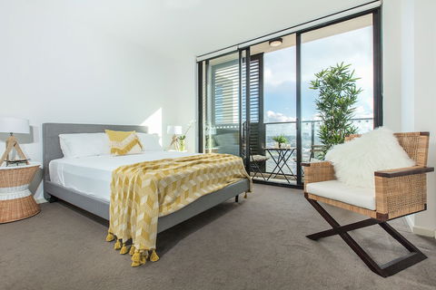 Redfern One Bedroom Apartment With Views - Tourism Brisbane 3