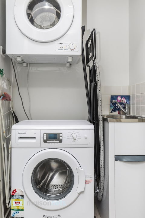 Redfern One Bedroom Apartment With Views - Tourism Brisbane 5