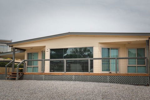 Salt 37 Oceanview Drive - Tourism Brisbane 1