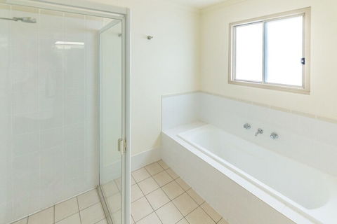 Salt 37 Oceanview Drive - Tourism Brisbane 4