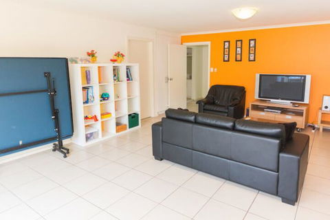 Salt 37 Oceanview Drive - Tourism Brisbane 3