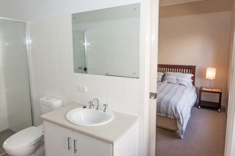 Golfers Paradise 52 Huntingdale Drive - Tourism Brisbane 3