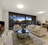 HomeHotel Spacious Luxury Apt Next to Shopping - Tourism Brisbane