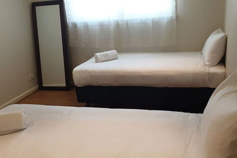 The Bay Apartment - Brisbane Tourism 3