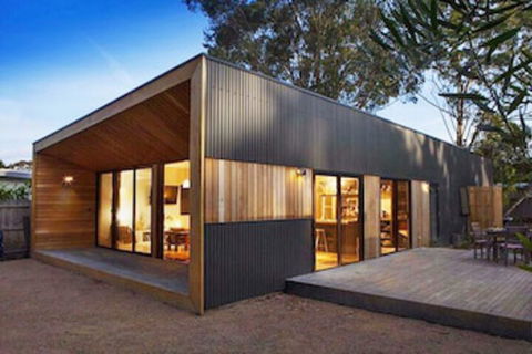 Armstrongs Close TO Beach - Tourism Brisbane 0