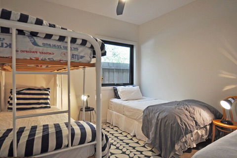 Armstrongs Close TO Beach - Tourism Brisbane 5