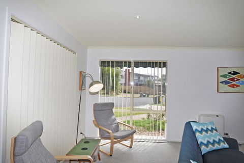 Serrell By THE SEA Free Wifi PET Friendly - Tourism Brisbane 5