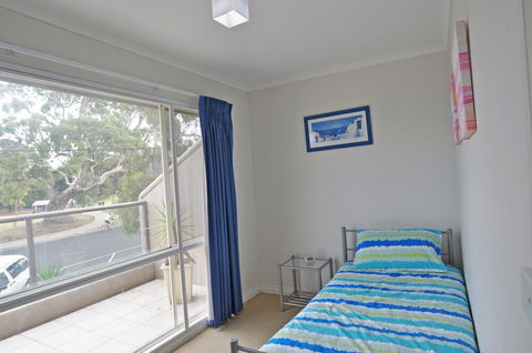 THE Esplanade 4 Free Wifi & Foxtel - Brisbane 4u 4