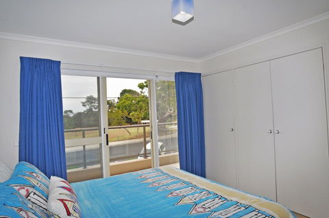THE Esplanade 4 Free Wifi & Foxtel - Brisbane 4u 6