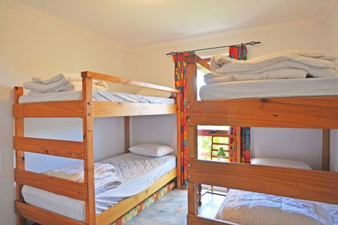 Beilby Beach Cottage Free Wifi & Foxtel PET Friendly - Tourism Brisbane 5