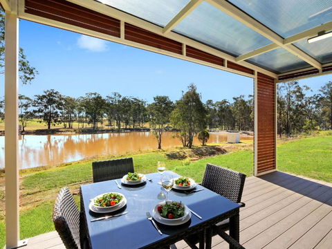 Ironbark Villa 5 - Brisbane 4u 3