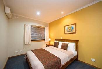 Portside Executive Apartments Gladstone - Tourism Brisbane 2