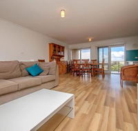 Ocean Avenue 55 - Brisbane 4u