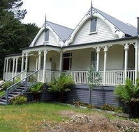 Braeside Strahan - Tourism Brisbane