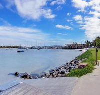 Sunset Court Unit 1 / 3 Resthaven Avenue - Brisbane Tourism