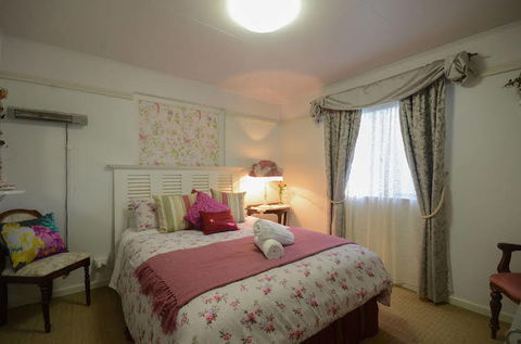 Travellers Rest Guesthouse - Brisbane 4u 1