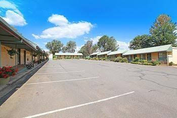 Tarcutta Halfway Motor Inn - Tourism Brisbane 1