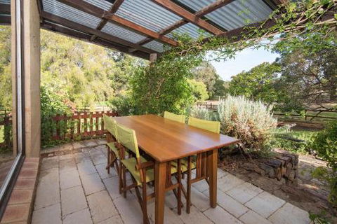 Trastevere Cowaramup Farm House - Tourism Brisbane 2